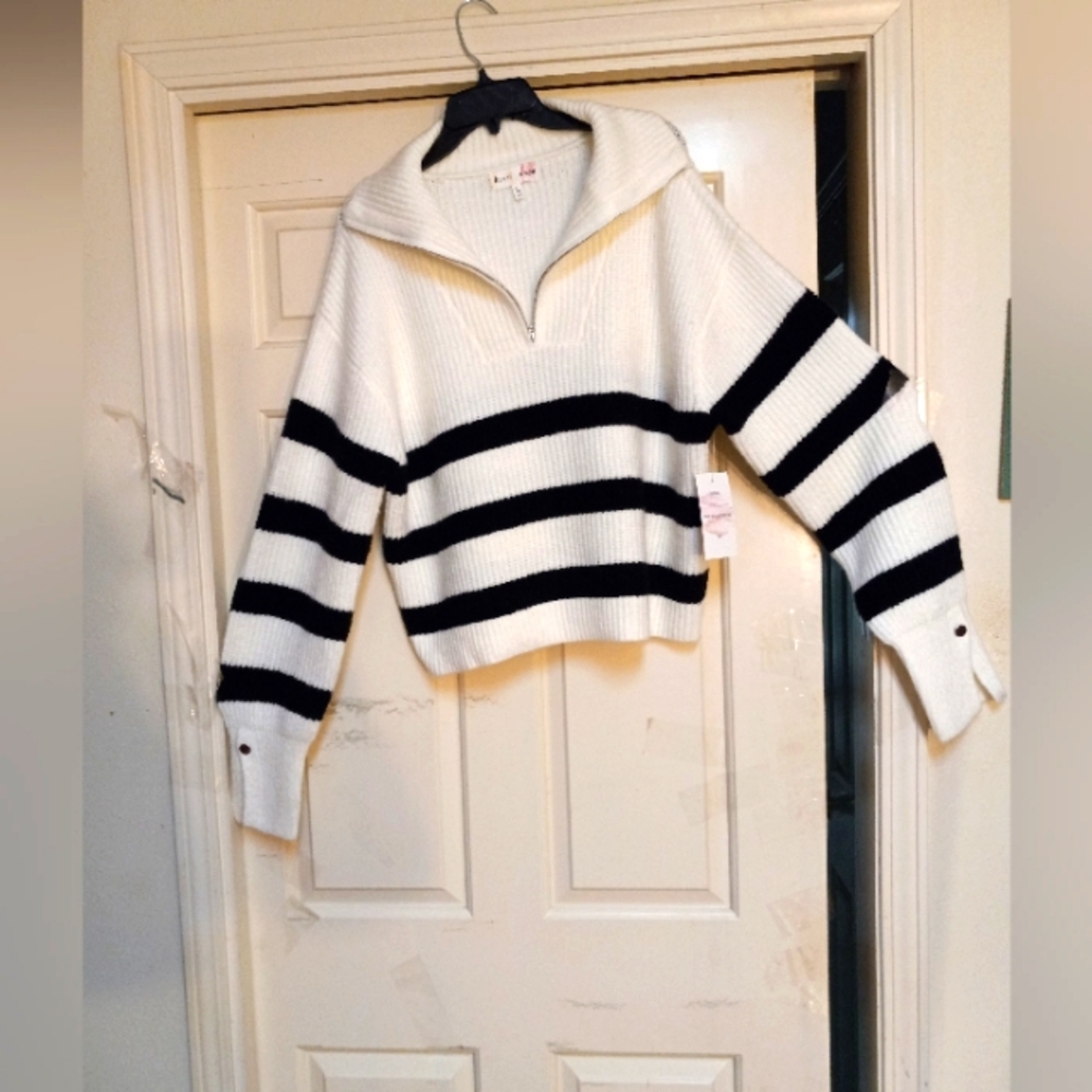 Striped Half-Zip Pullover Sweater - White with Black Stripes